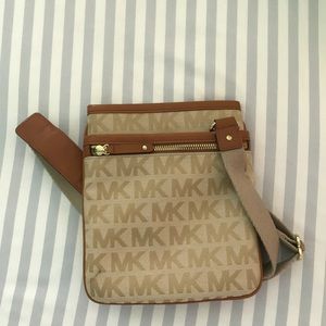 Michael Kors crossbody purse
